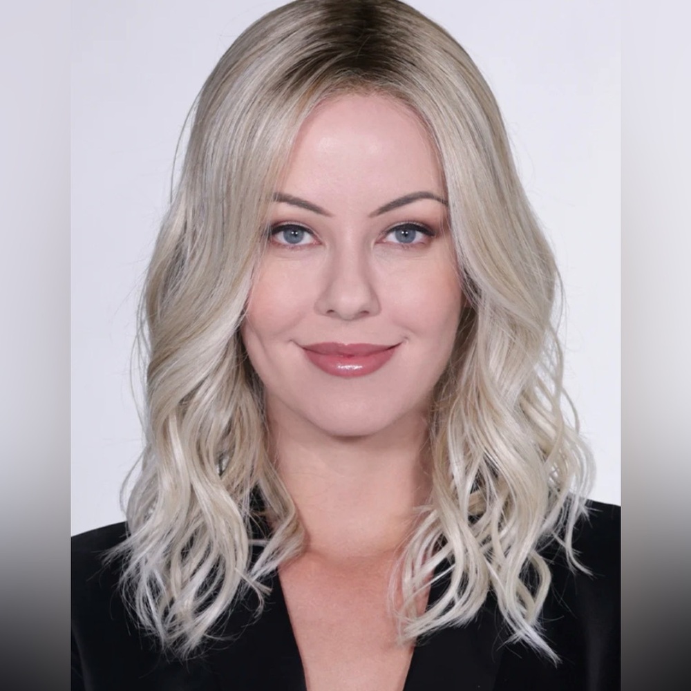 NEW Belle Tress Verona Wig In Crushed Almond Blonde R! Discontinued Hard To Find